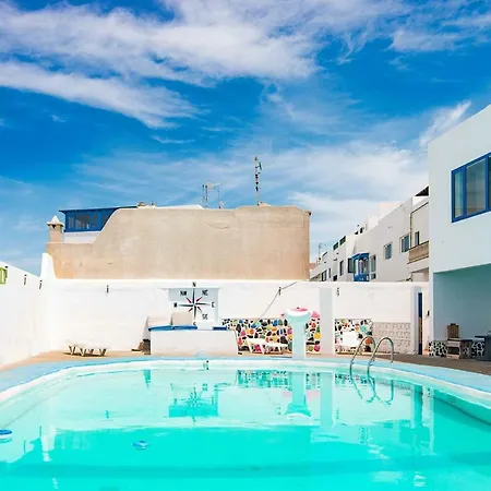 House Guest house La Santa