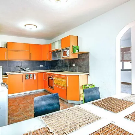 Guest house House La Santa